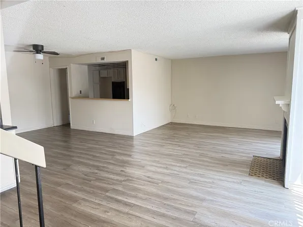 8341 De Soto Ave Unit 5, Canoga Park, CA 91304