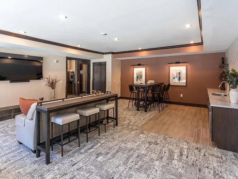 Apex Club Room