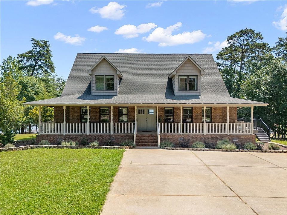 1st image of 622 Jackson Rd