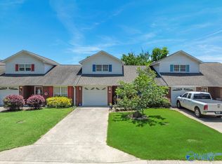 843 Spur Track Ln, Guntersville, AL 35976