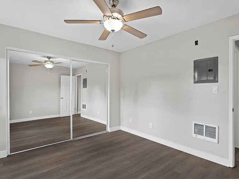 Point Loma Bay Apartments | Coastal Living Near the Beach — Photo 65
