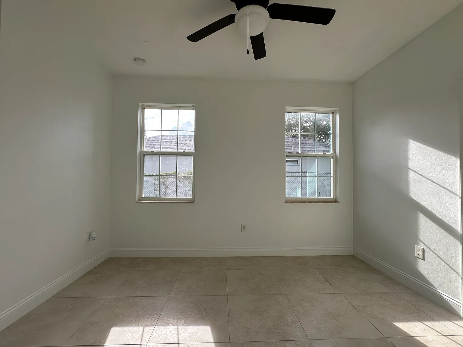 3 bed, 2107 sqft, $2,650 — Photo 4