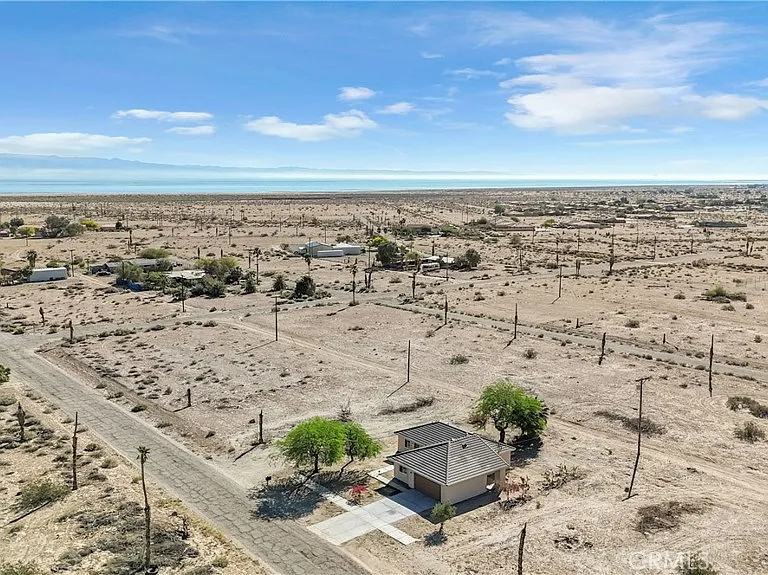 1341 Beach Club Dr — Photo 36