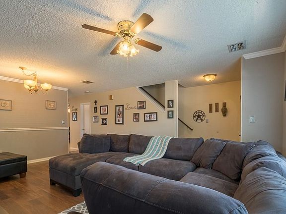 5th image of 4513 Cedar Crest Dr
