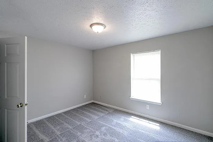8508 Standing Oak Dr — Photo 10