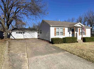 1234 E Cherry St, Cushing, OK 74023