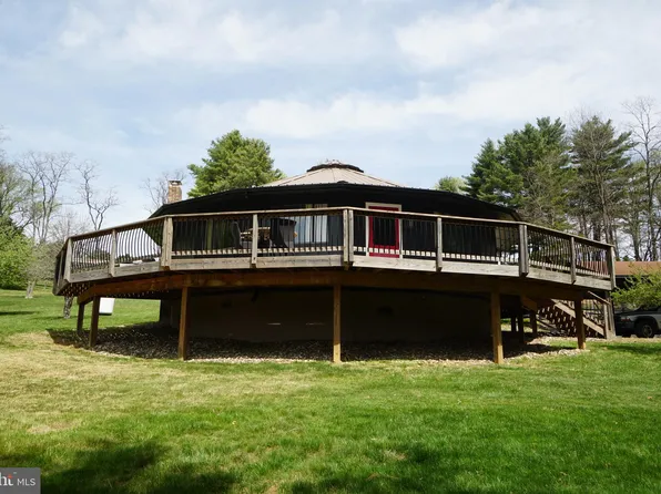386 Rocky Mountain Rd, Franklin, WV 26807