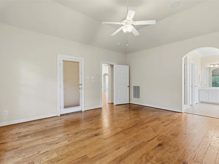 106 Lazy Springs Dr — Photo 19