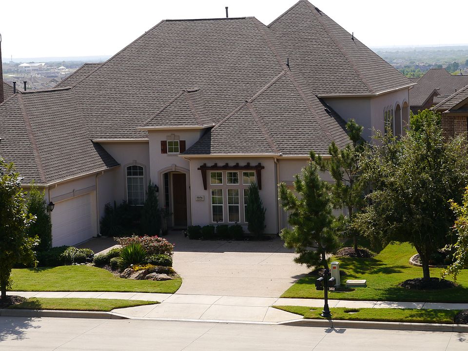 2nd image of 5056 Exposition Way