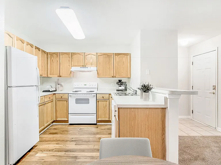 Harbor Creek Apartments — Photo 83