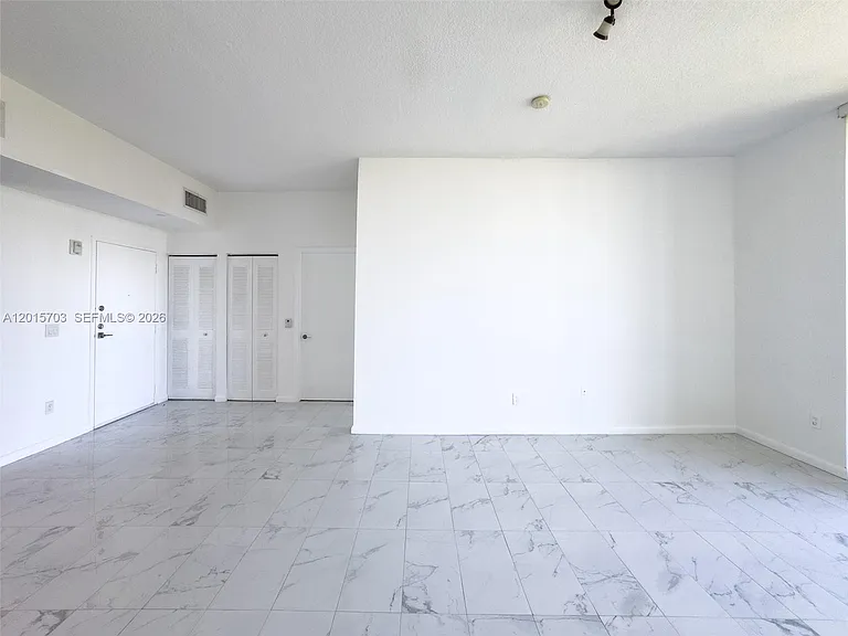1350 NW 8th Ct #Penthouse 7 — Photo 4