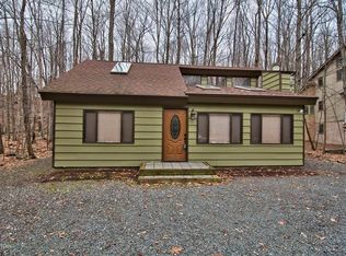 4314 N Fairway Dr, Lake Ariel, PA 18436