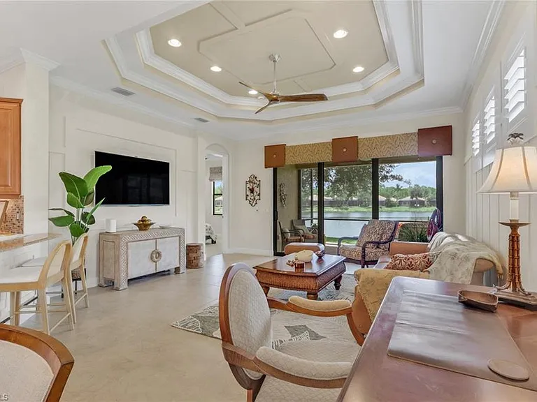 9142 Isla Bella Cir — Photo 9