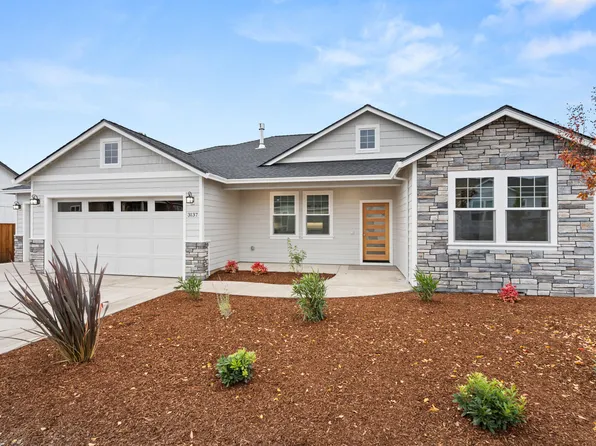 3137 Monaco Ct, Medford, OR 97504