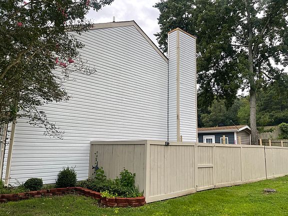 2nd image of 515 Chanticlar Ct