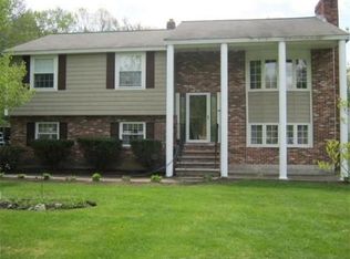 98 Jericho Rd, Pelham, NH 03076