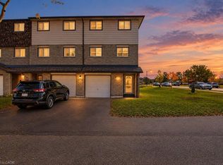 1455 Garth St #7, Hamilton, ON L9B1T4
