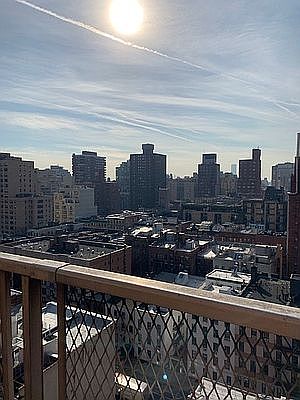 5th image of 200 E 27th St APT 16A