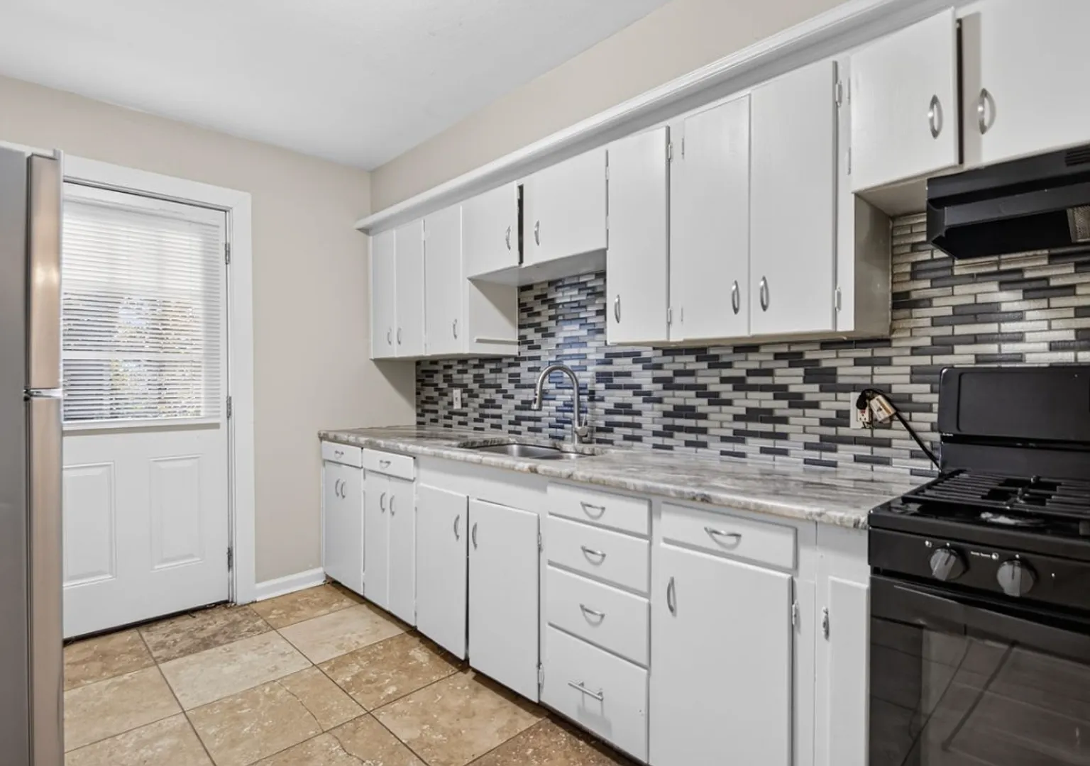 Charming 3-Bedroom Home in a Convenient Little Rock Location — Photo 1