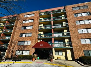 1840 Huntington Blvd APT 203, Hoffman Estates, IL 60169