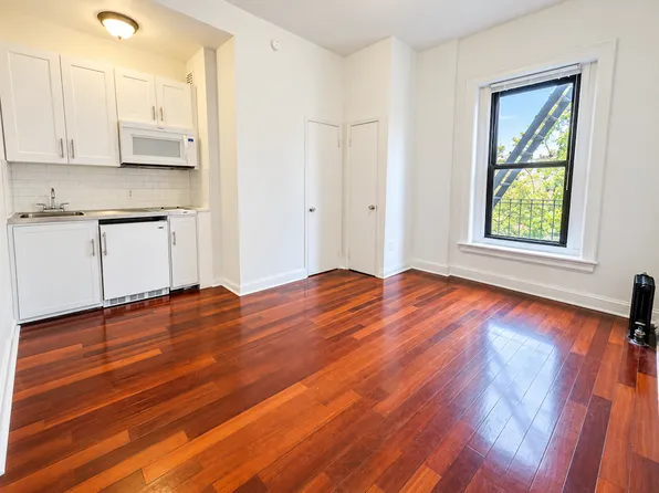 350 Greene Avenue image 1 of 4