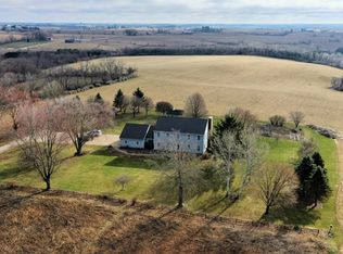 575 Prairie Wind Way, Viroqua, WI 54665