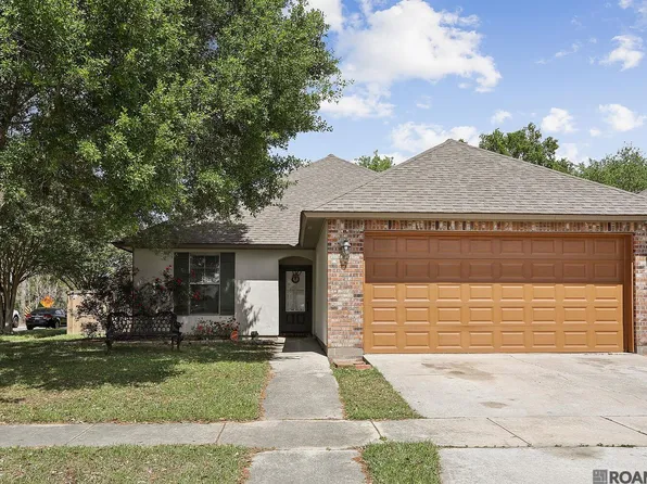 2551 Arceneaux Ave, Zachary, LA 70791