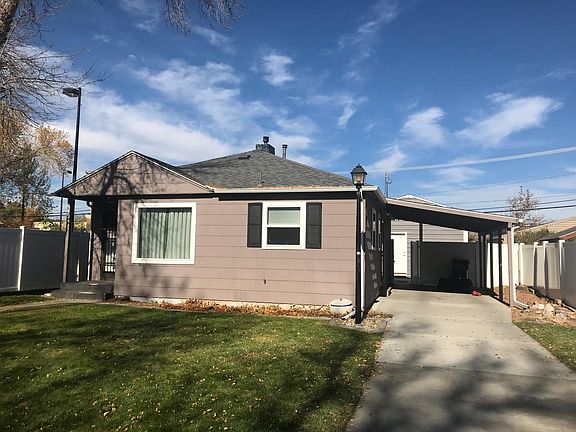 4th image of 1631 Alderson Ave