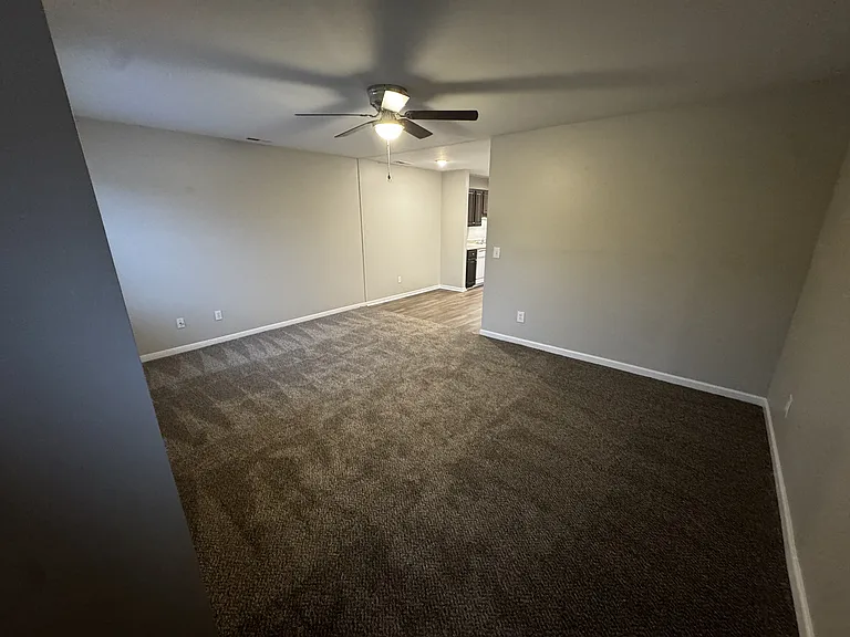 Oak Ridge Apartments — Photo 28