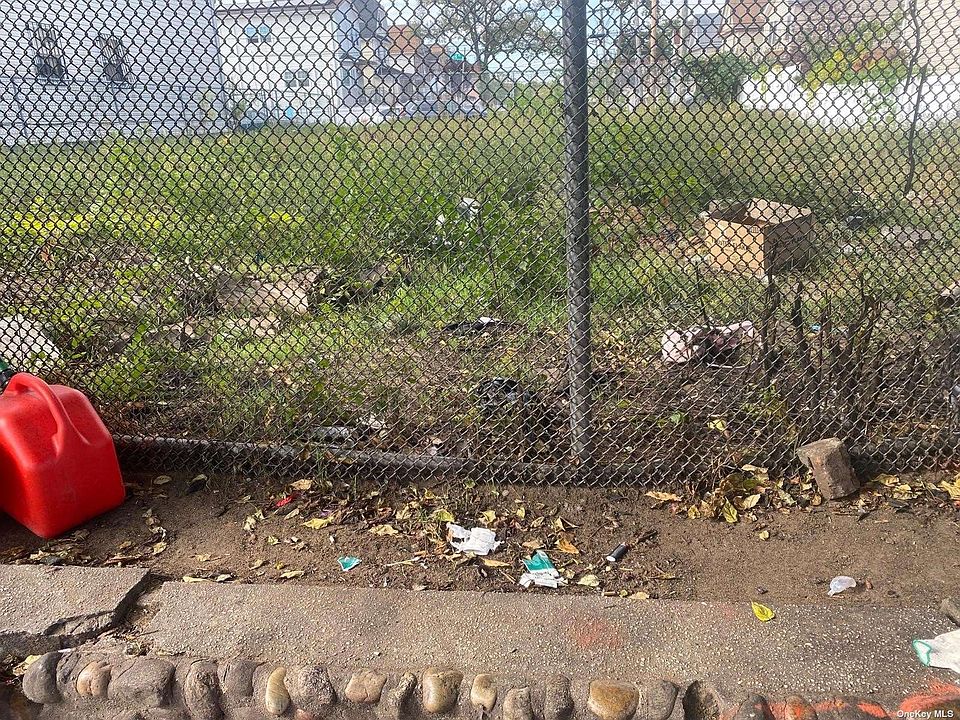 2nd image of 104-90 165th St
