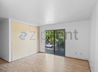 321 Athol Ave APT 1, Oakland, CA 94606