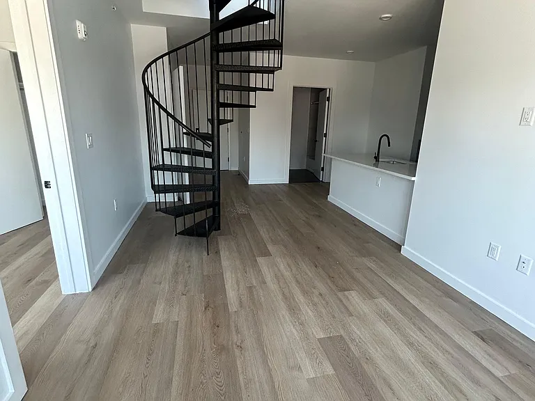 6 Madison St #VAR1 — Photo 42