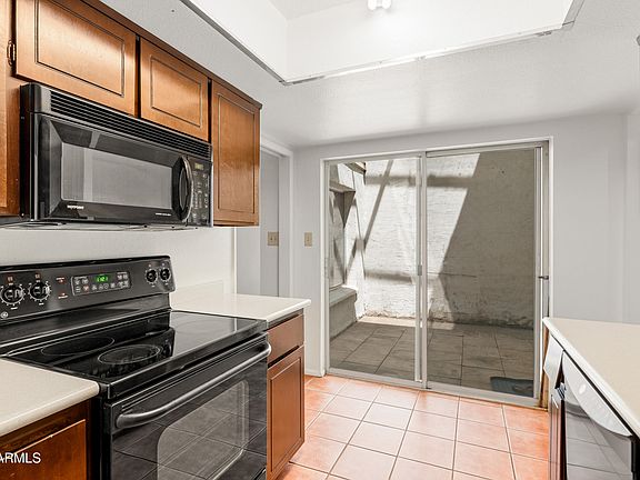 3rd image of 2934 N Casa Tomas Court