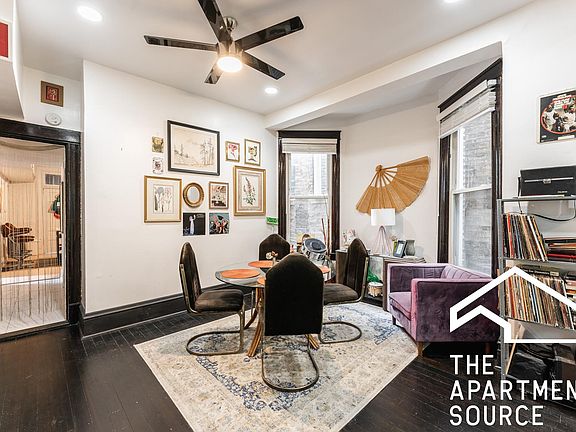 4th image of 1629 N Claremont Ave #2F