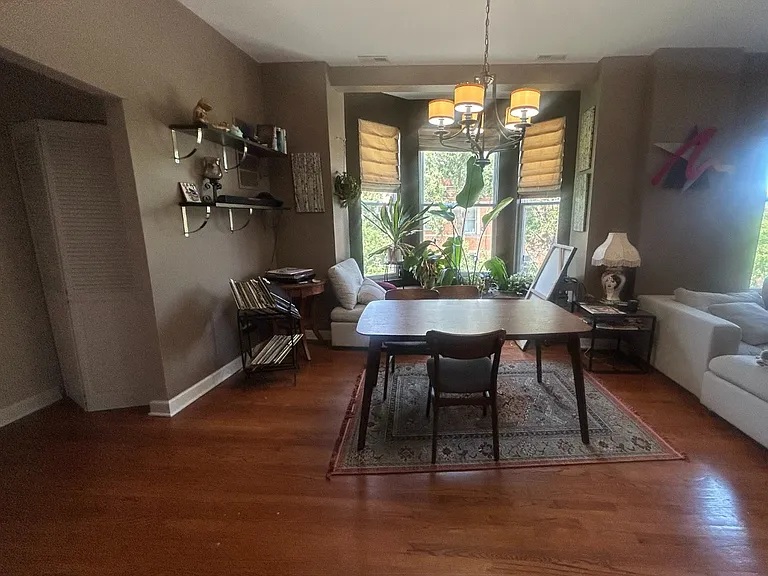 1058 N Damen Ave #3F — Photo 5