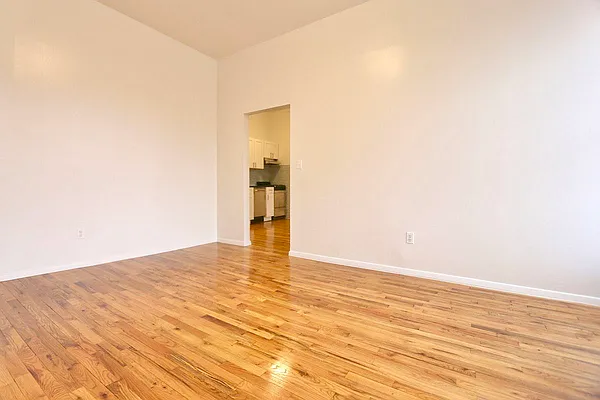 Rented by Compass | media 13