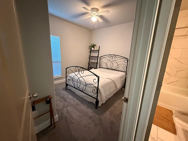 2914 Alaska Ave — Photo 10