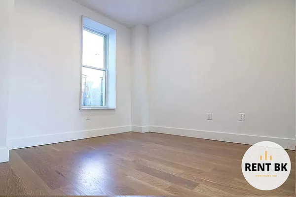 Rented by RENTBK LLC | media 4