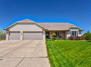 2844 Weeping Willow Dr, Green Bay, WI 54313