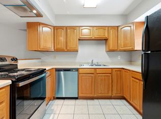 4411 SW 34th St APT 702, Gainesville, FL 32608
