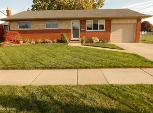 33500 Klein Rd, Fraser, MI 48026