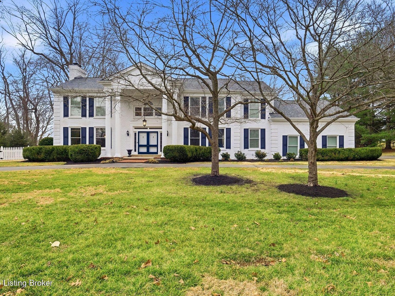 13904 Fairway Ln