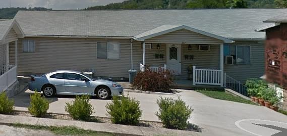 1st image of 407 Crawford Ave