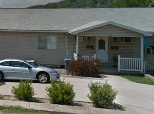 407 Crawford Ave, Star City, WV 26505