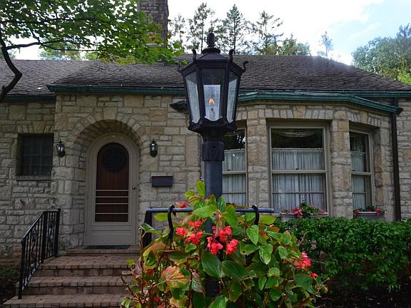 2nd image of 5801 Falmouth Ct