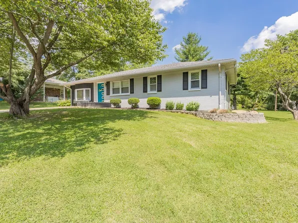 1225 N 2nd St, Boonville, IN 47601