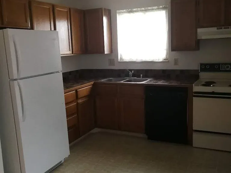 916 44th Avenue Ct #28 — Photo 6