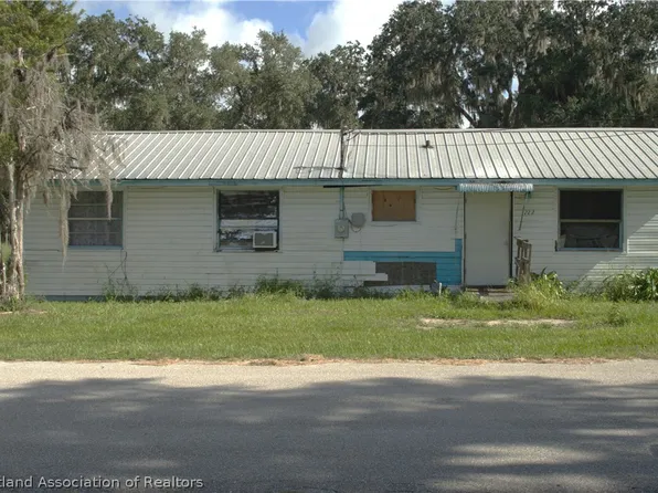 222 4th St W, Zolfo Springs, FL 33890