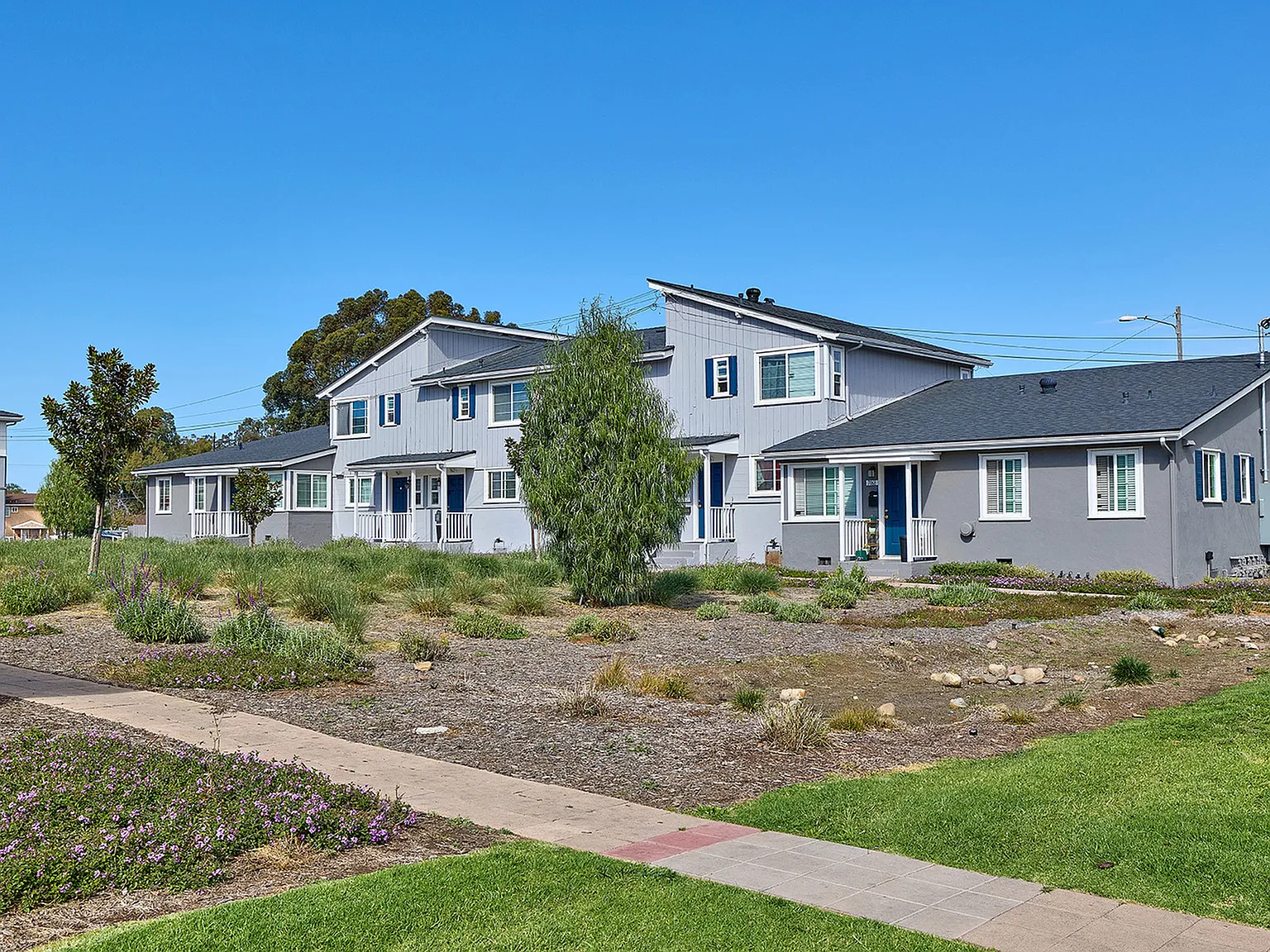 Village Apartments — Photo 1