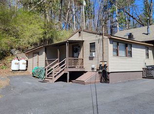 254 Hollow Rd #1, East Stroudsburg, PA 18302